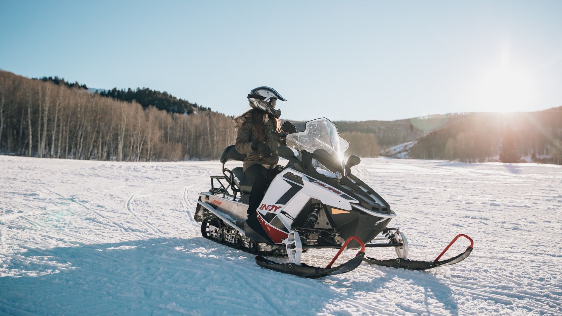 Akut moottoripyöriin ja -kelkkoihin